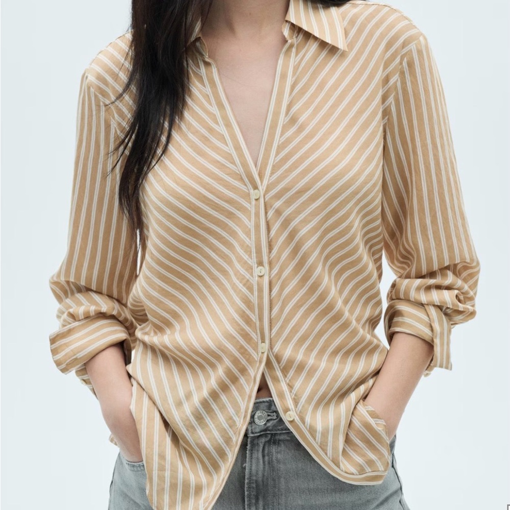 Mango new with tags button down striped shirt.fluid material.size M.retail $70
